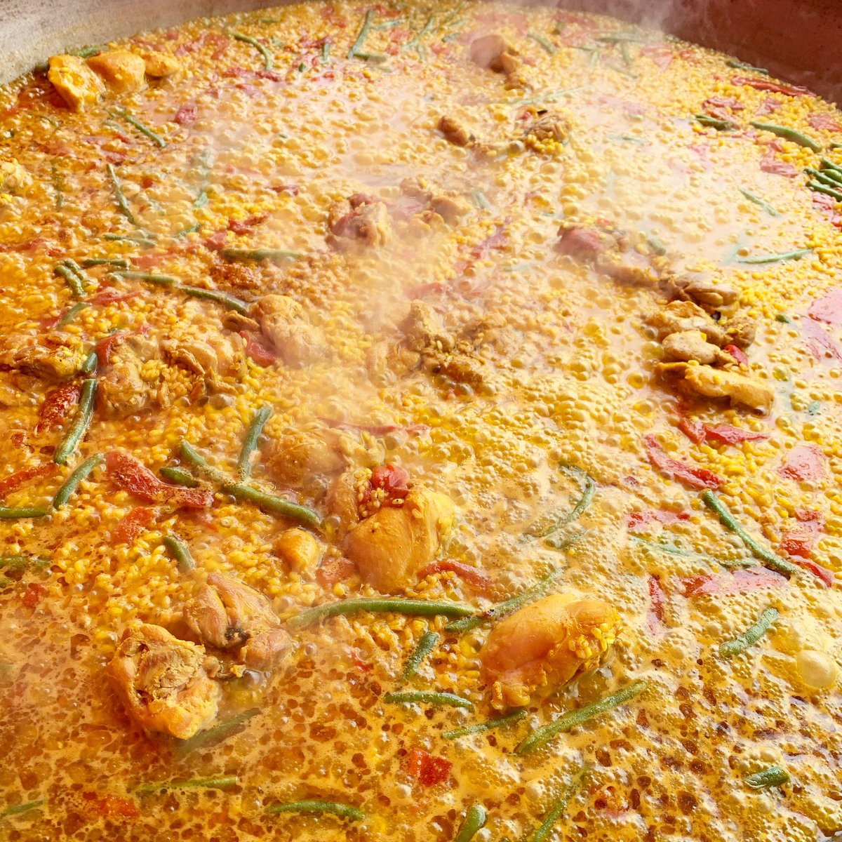 Nothing last forever... finally back trading after 6 months! #paella #catering #london #surrey #guildford #streetfood #spanish #healthy #mediterranean #authentic #streetstyle #foodgram #spaniard #authentic