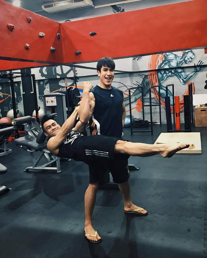 Working out is fun and fulfilling with the right attitude, discipline and....partner Couple who works put together stays hot together  #nadechyaya  #ณเดชน์  #nadech  #kugimiyas