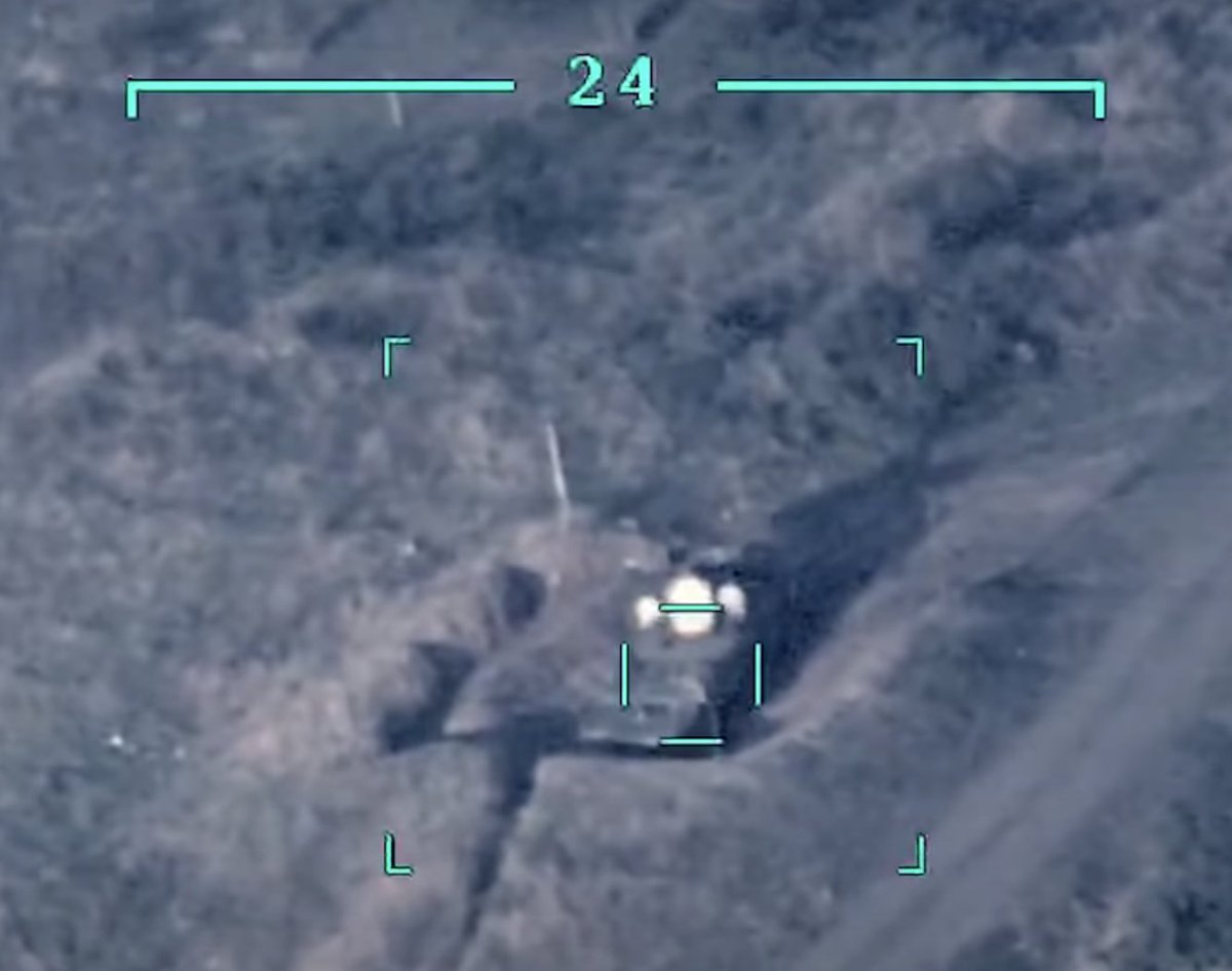 Another two Osa (Nato code name SA-8 "Gecko") of Armenia getting destroyed by Azerbaijan.Turkish ammunitions seem to be 100% precise and "invisable" for the old Russian systems.