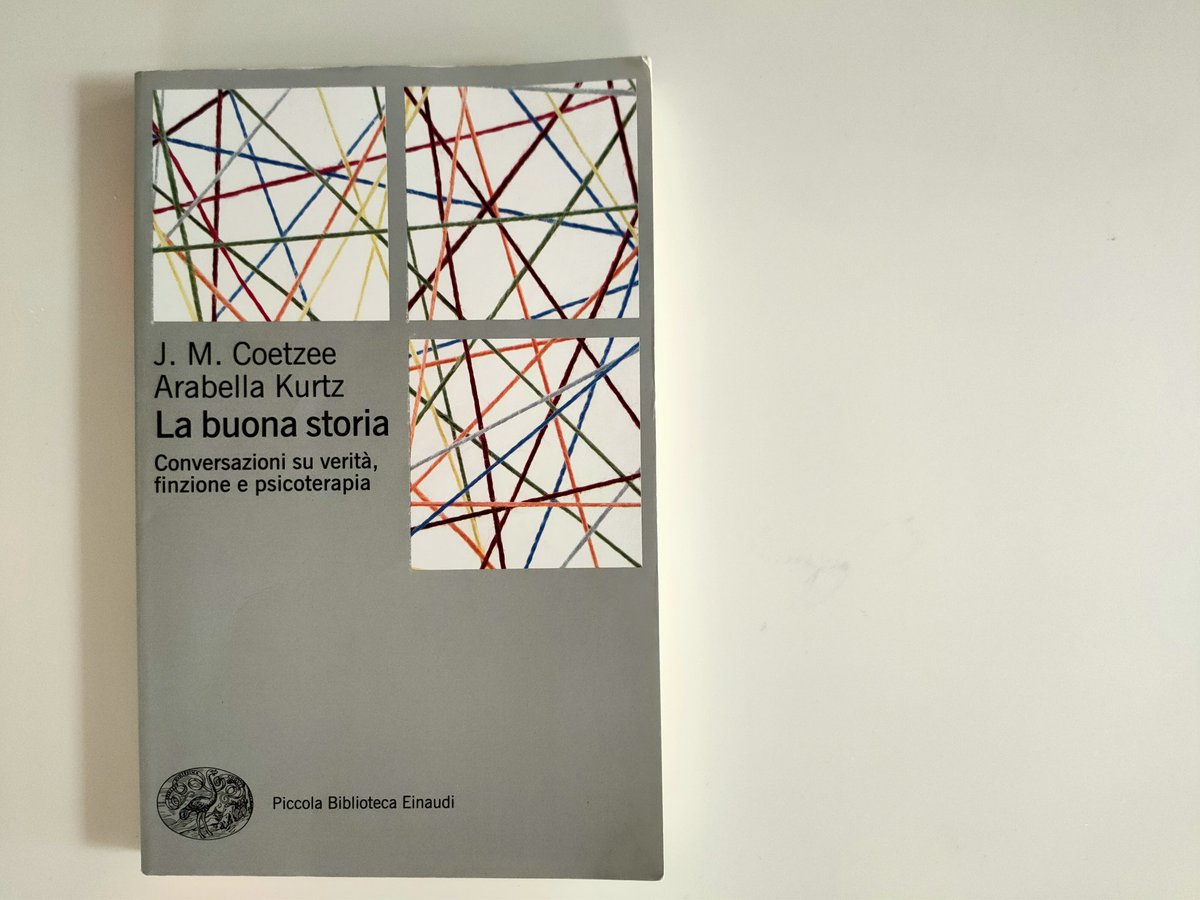 Letteratura e psicoterapia. Flirtare con la finzione, mascherando la veritá. Con Coetzee c'è sempre una buona storia da imparare.
<a href="/Einaudieditore/">Einaudi editore</a>