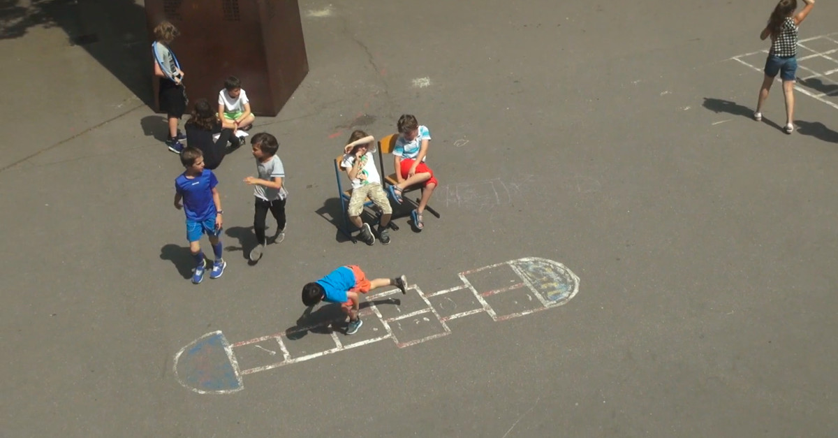 Découvrez le carnet Yaka’rentrée : des ressources pédagogiques pour agir dans l'éducation ! Vous y trouverez un texte de @PhilippeMeirieu, et une diversité de pistes concrètes de projets et activités à vivre avec vos publics▶️frama.link/30nEPpx7
#EducationNouvelle #Yakamedia