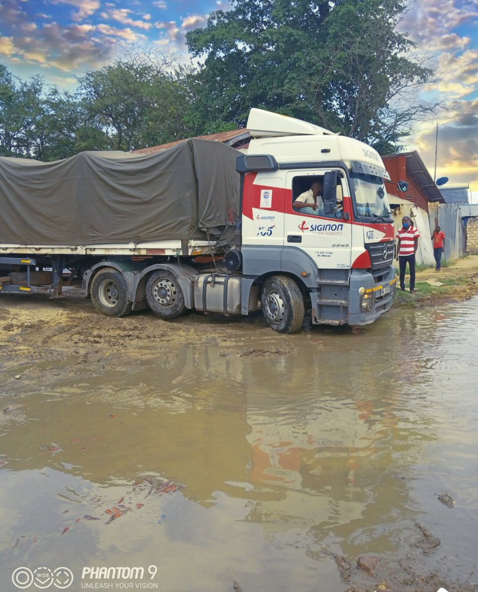 princegershom_'s tweet image. Around the clock, we make sure our deliveries are done on time.! The only logistic company you can trust..! #siginon #poweringtrade