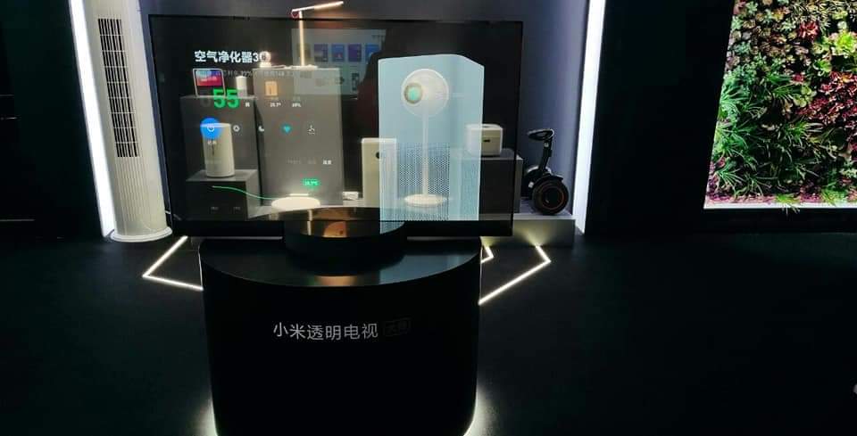 Technitious1's tweet image. #Xiaomi - The Xiaomi transparent TV in the live, most futuristic product launched  &quot;MITVLUX&quot;

#Mi10ExtremeCommemorativeEdition #Mi10Ultra #Mi10Series #XiaomiTV #XiaomiTransparentTV