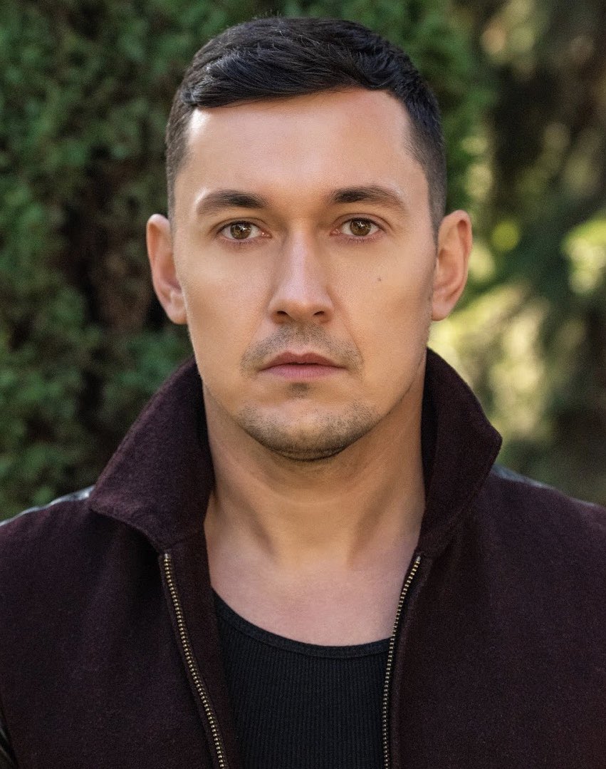 MudynMarcin's tweet image. #PromoteAnActor 2020 Acting Graduate from @thebridgettc Spotlight: spotlight.com/0459-1277-2468 showreel: youtu.be/A5MOmKK7q1I