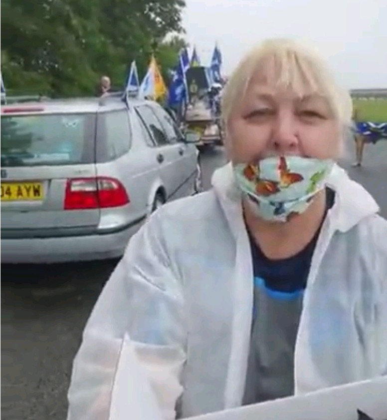 15. To recap, Lorna and Cliff (and their white vans) are part the walker's security and support team. Where-ever they go stickers appear. Including previously at the infamous Berwick Border incident where they were ringleaders.