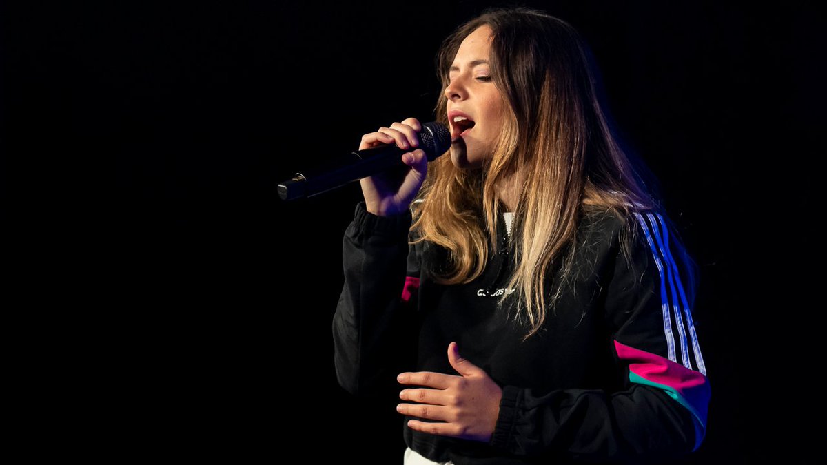 Azalea.it tweet media