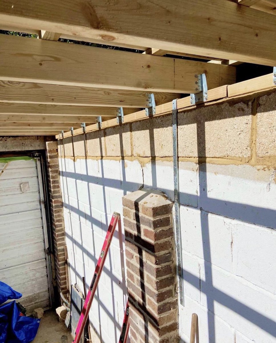 Stage 2: ✅We built walls up to add extra height needed for the Music Studio 🙌🏻 Cross battened for cross ventilation - this helps to stop condensation & rotting in years to come ☔️ We also added firrings so when it rains the rain will slide off instead of pooling on the roof