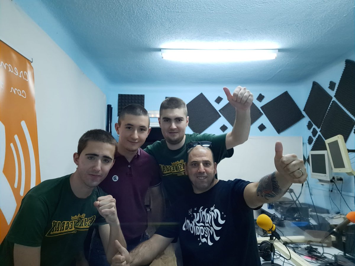 Mila esker Julio <a href="/OvejasNegrax/">Ovejas Negrax / Editorial/ Website Radio</a>  saiora gonbidatzeagatik!! Oso gustora egon gara!! Madriletik zuzenean hizketan eta musika pintxatzen ibili gara, <a href="/SkabideanTaldea/">Skabidean</a>  eta Mango Wood Music &amp; <a href="/BangMatu/">Begoña Bang-Matu</a> beste askoren artean. 
 🇯🇲🔥🤜🏿🤛🏻