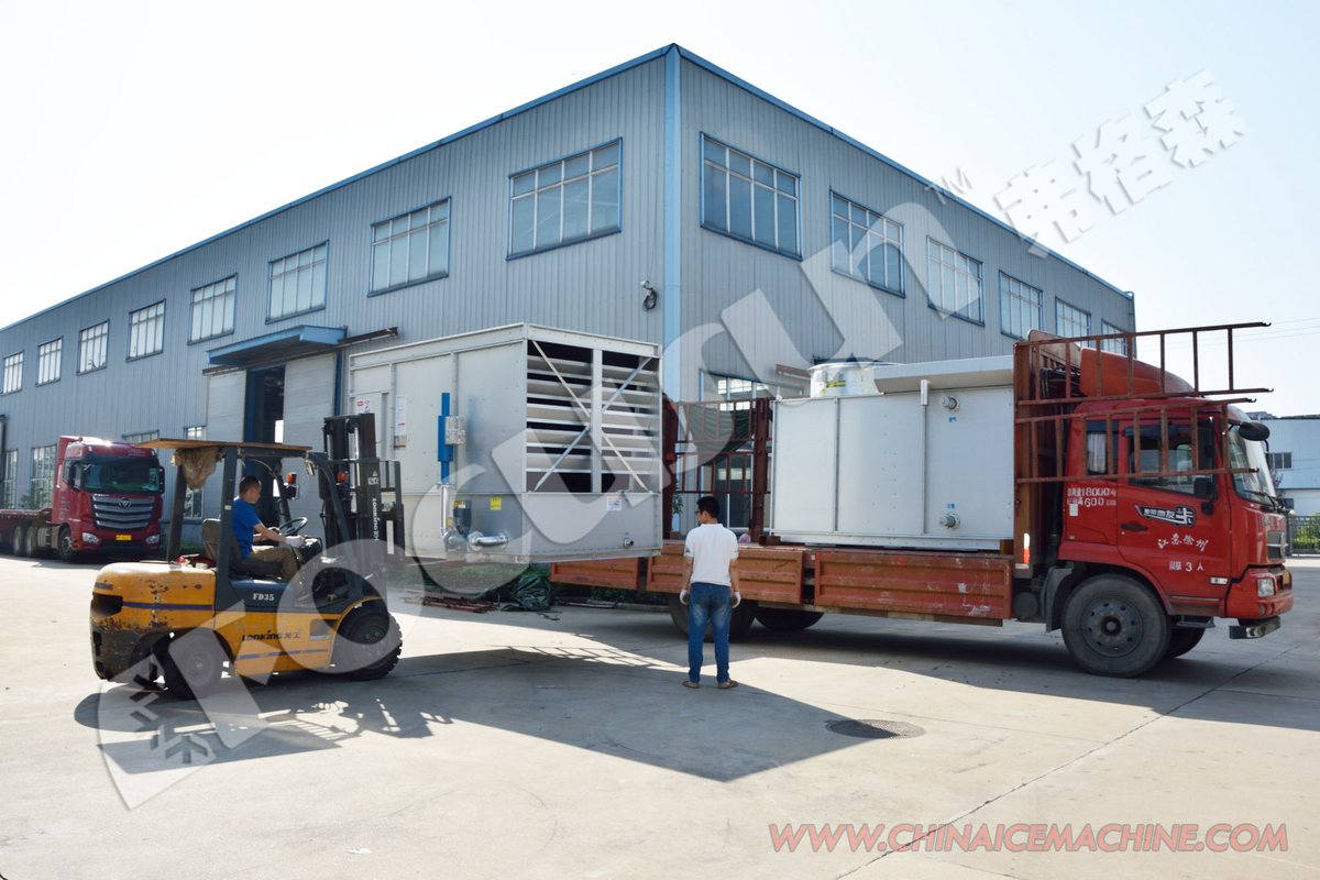 Focusun_Ice's tweet image. Shipping of 30 tons per day direct system #blockicemachine to #HubeiProvince. Our customer in Hubei has built his #icefactory even during the COVID-19 and now his #icebusiness is beginning. Please contact us by enquiry@focusun.com or WhatsApp wa.me/8618952652345. #icemachine