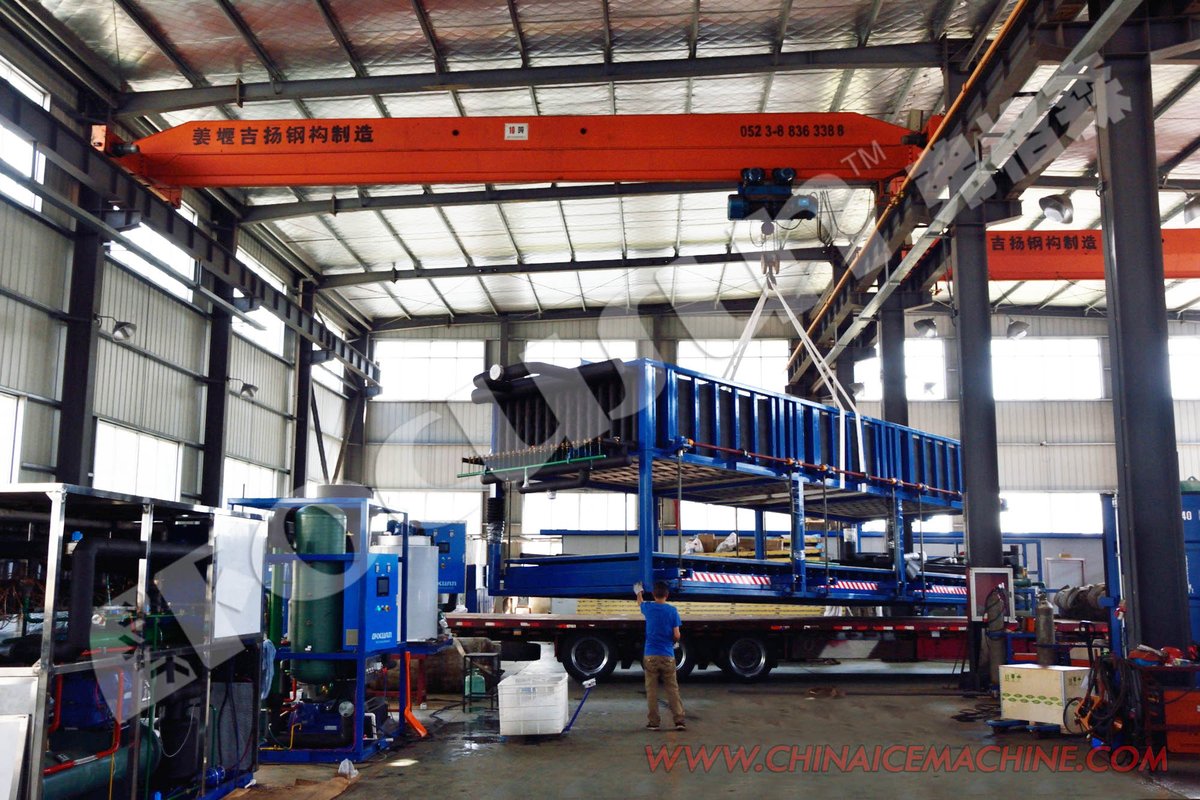 Focusun_Ice's tweet image. Shipping of 30 tons per day direct system #blockicemachine to #HubeiProvince. Our customer in Hubei has built his #icefactory even during the COVID-19 and now his #icebusiness is beginning. Please contact us by enquiry@focusun.com or WhatsApp wa.me/8618952652345. #icemachine