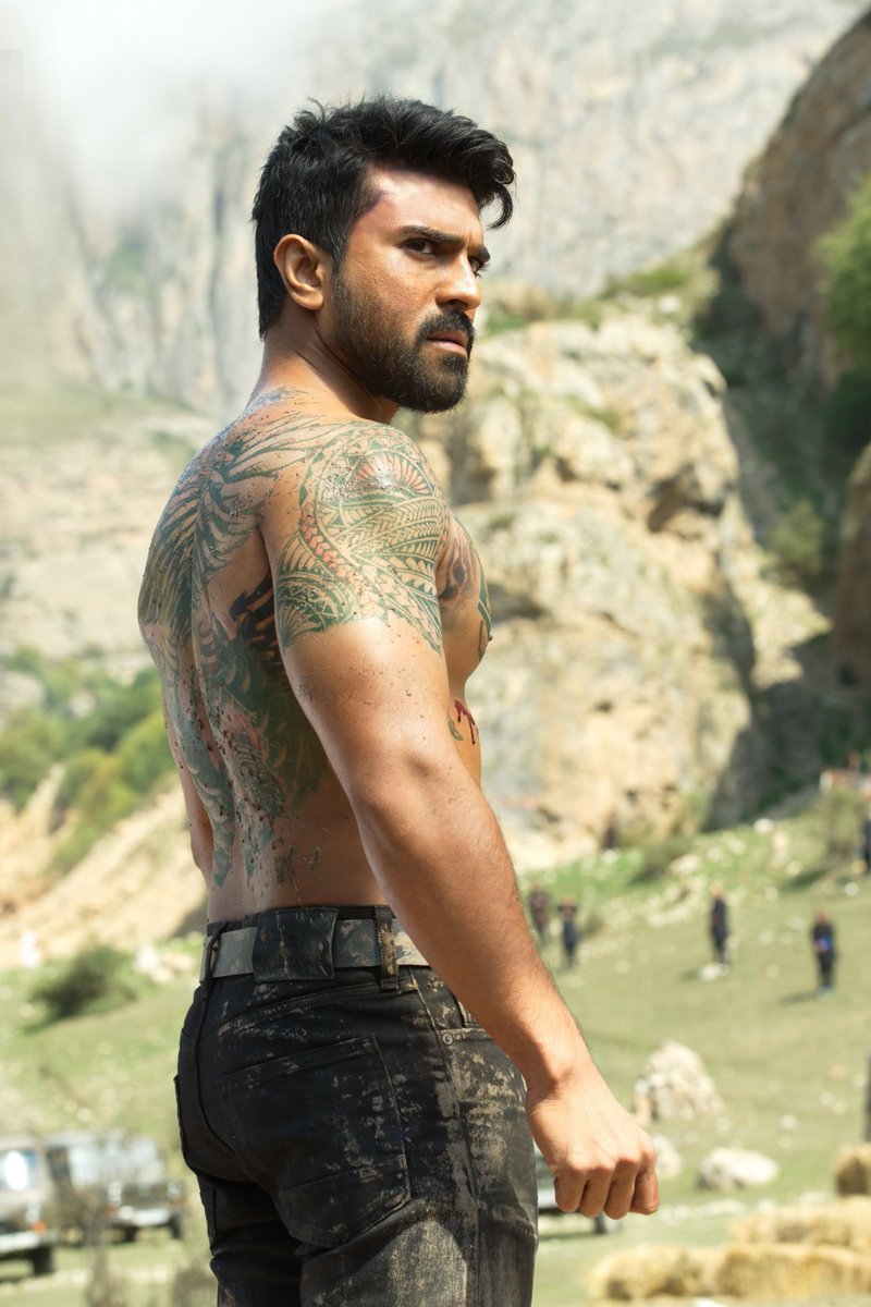 రమ చరణ చతప ఉనన టటట టటల క చదనదన Is it BruceLee tattoo on Ram Charans hand Telugu Filmibeat #28 రమ చరణ చతప ఉనన టటట టటల క చదనదన Is it BruceLee tattoo on Ram Charans hand Telugu Filmibeat