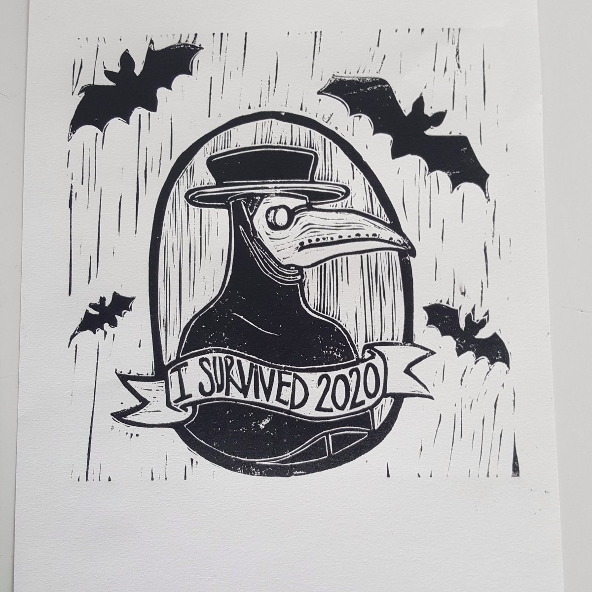 Minifi2015's tweet photo. 2020 Plague Doctor print now on my website 🖤💀🖤
https://t.co/6CnfetSgJS
#oddities #skulls #minifi #black #alternative #fantasy #darkness #bats #2020sucks #plaguedoctor #linoprinter #linoprinters #linocut #makersgonnamake #longeaton #shopindie https://t.co/qKxIBTpD7t