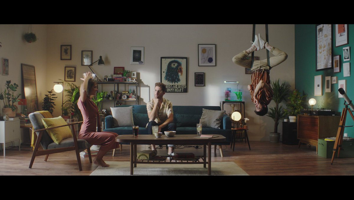 AnunciosRevista's tweet photo. 🍿La agencia @Exit_up está detrás de la nueva #campaña de @grefusa para anunciar el lanzamiento de #MisterCorn Mix&amp;Go, una nueva forma de picar frutos secos de un solo bocado 👇

🔗https://t.co/MVZwbH0yqT https://t.co/IyEJUCDnSR