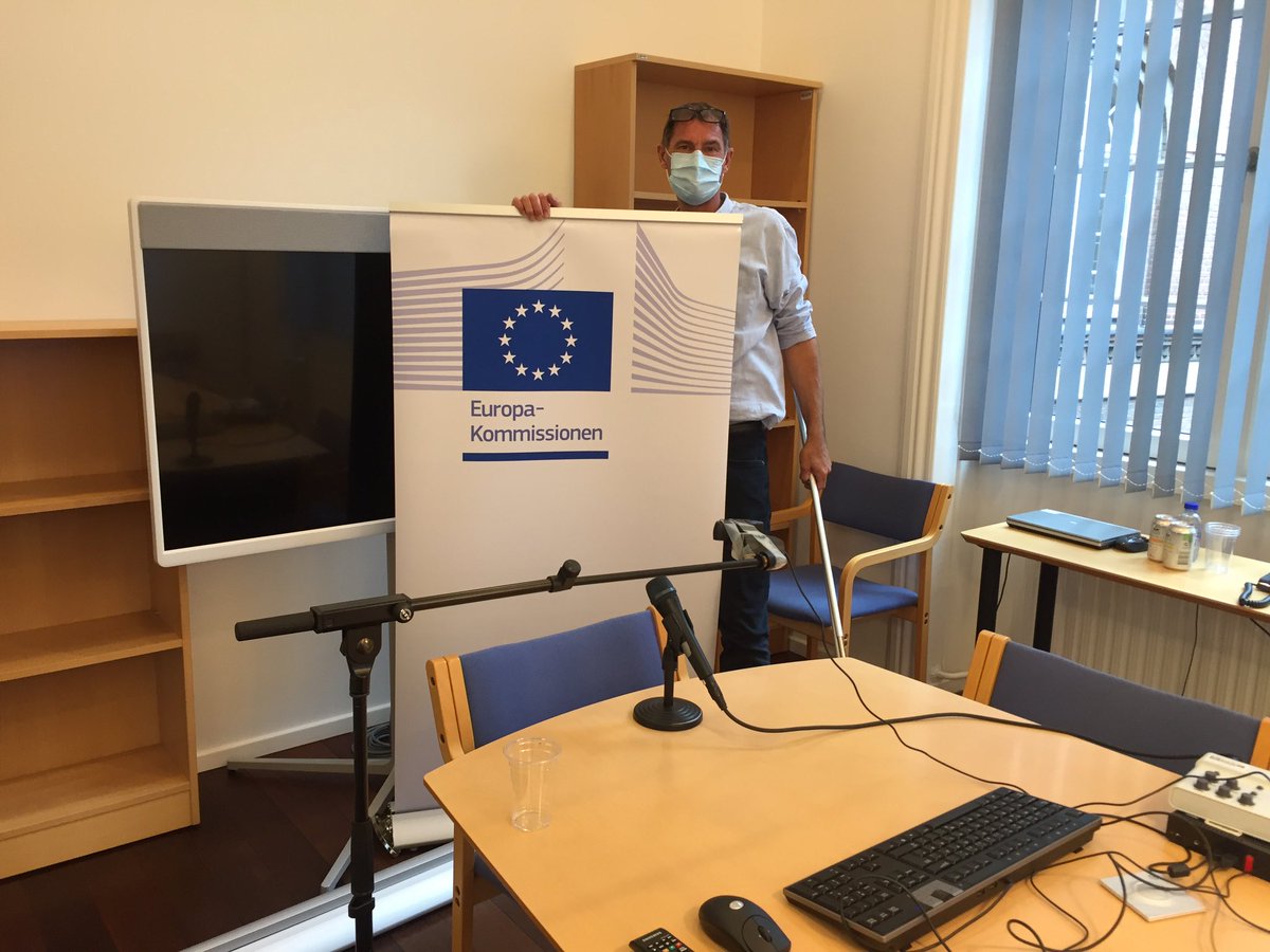 vestager's tweet photo. .@CYBERSECEU very happy with this well moderated debate @j_swiatkowska with H.E. @KerstiKaljulaid - digital identity, 5G toolbox, human rights in all spaces and every organisation aware of the responsibility to set standards for the internet we want #CSGlobal https://t.co/IrN0DuSm5y