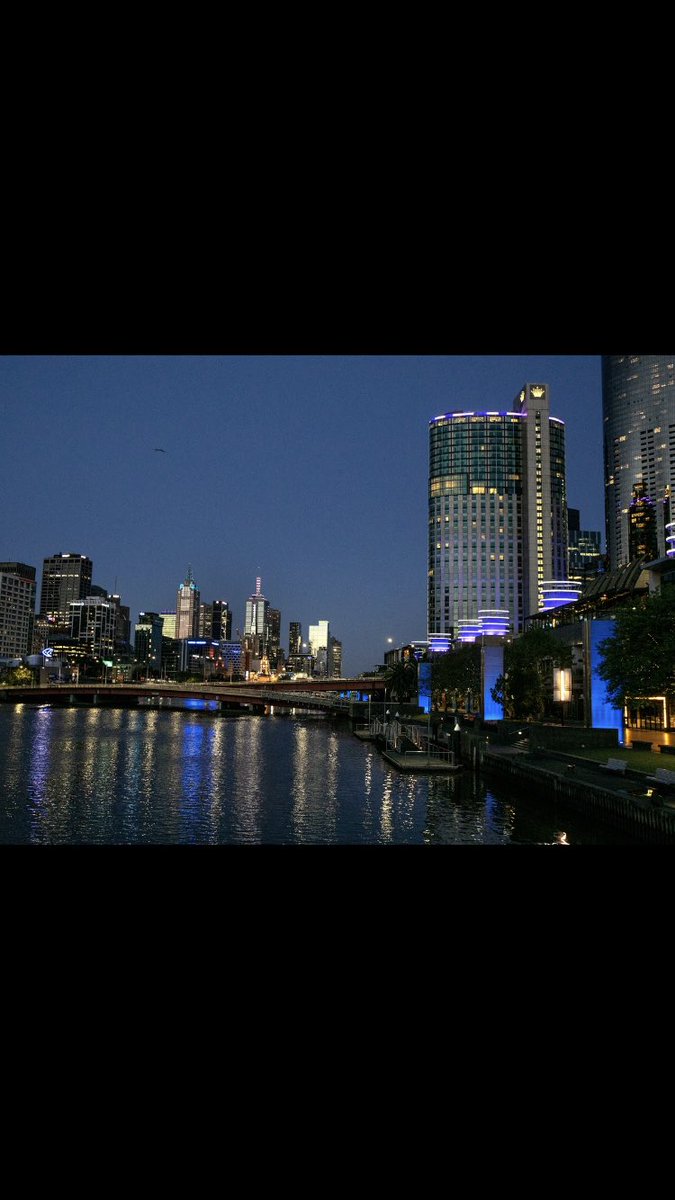 Tonight and tomorrow night,   @CrownResorts Melbourne lit up blue and white in recognition of #blueribbonday #PoliceLivesMatter
