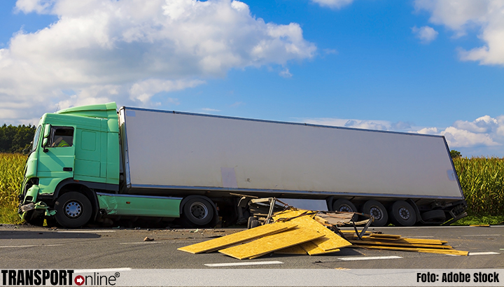 Bergen vrachtwagens na ongeval steeds sneller afgehandeld. #ongevallen.