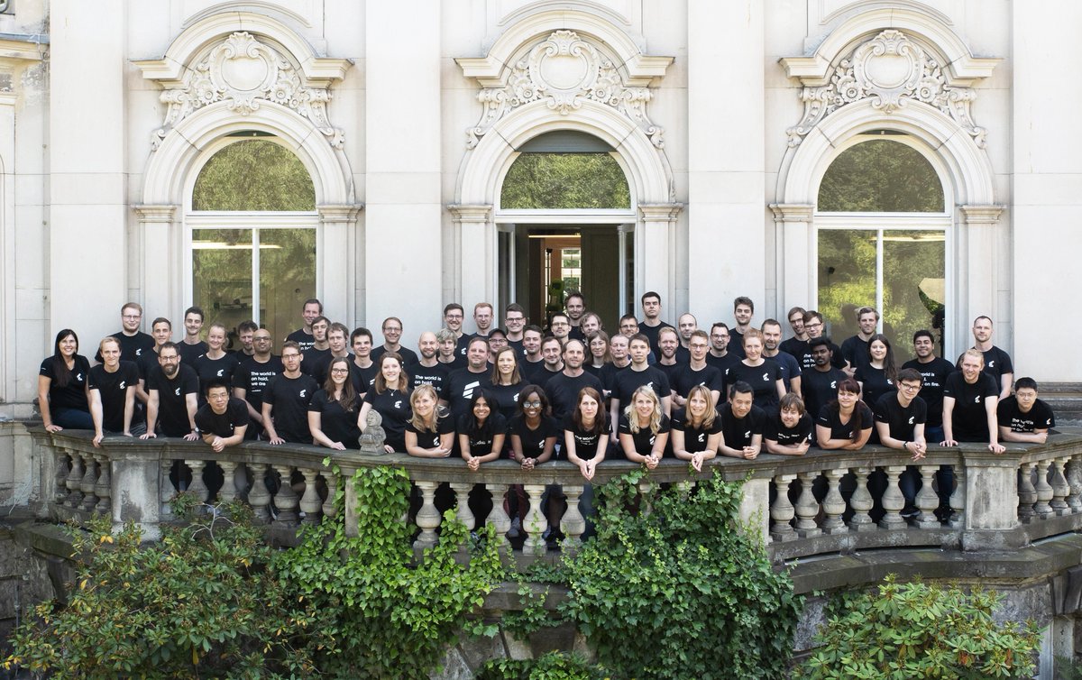 wandelbots's tweet image. We&apos;re now almost a hundred people from 12 different countries working whole-heartedly everyday to make robot programming easy, fast and cost-effective for everyone! 🚀🎉
There&apos;s still enough room for more so #JoinUs: bit.ly/JoinWandelbots
#PeopleofWandelbots #RobotValleyDresden