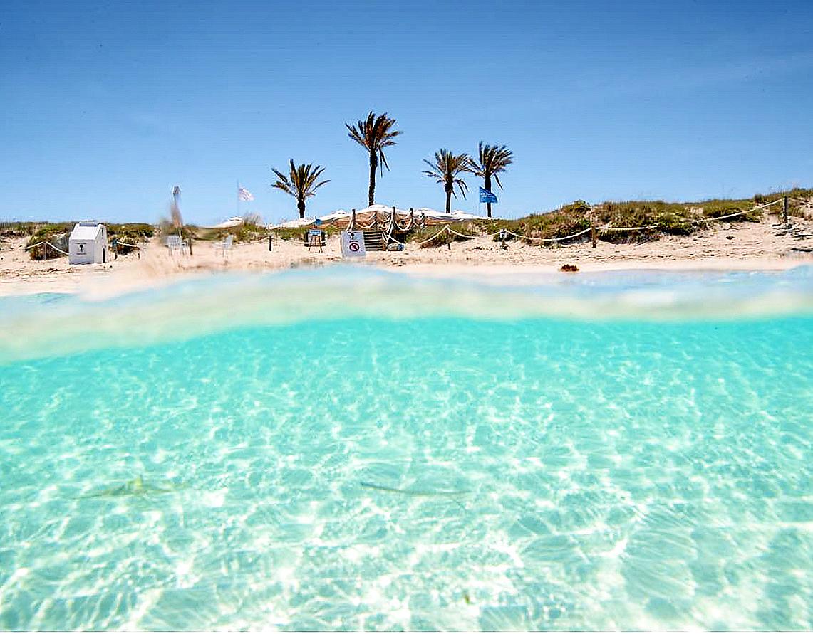 Together For Healthcare Heroes tweet media