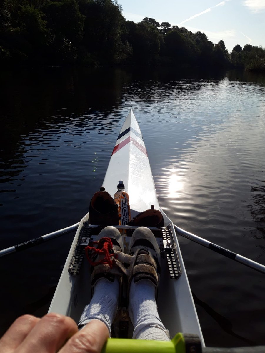 I sculled 5900m on the River Clyde to mark #WorldRabiesDay. Each metre represents 10 of the 59,000 people - half of them children - who die of rabies annually. Every death is preventable.
rabiesalliance.org/world-rabies-d…
#zeroby30
@EndRabiesNow
@worldrabiesday
@IBAHCM
@rabidbites