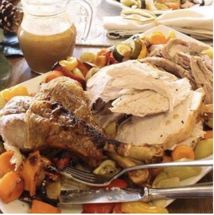 HawleyCres's tweet photo. Book your holiday meal with us! Enjoy our slow cooked garlic and herb seasoned Ontario turkey and all the trimmings including ‘Grandfather Ken’s Special Stuffing’ Order by Oct 2
Pickup Only: choose either Sat Oct 10, Sun Oct 11 or Mon Oct 12.
info@hawleycrescent.ca
#thanksgiving https://t.co/sOcWmfRb8u