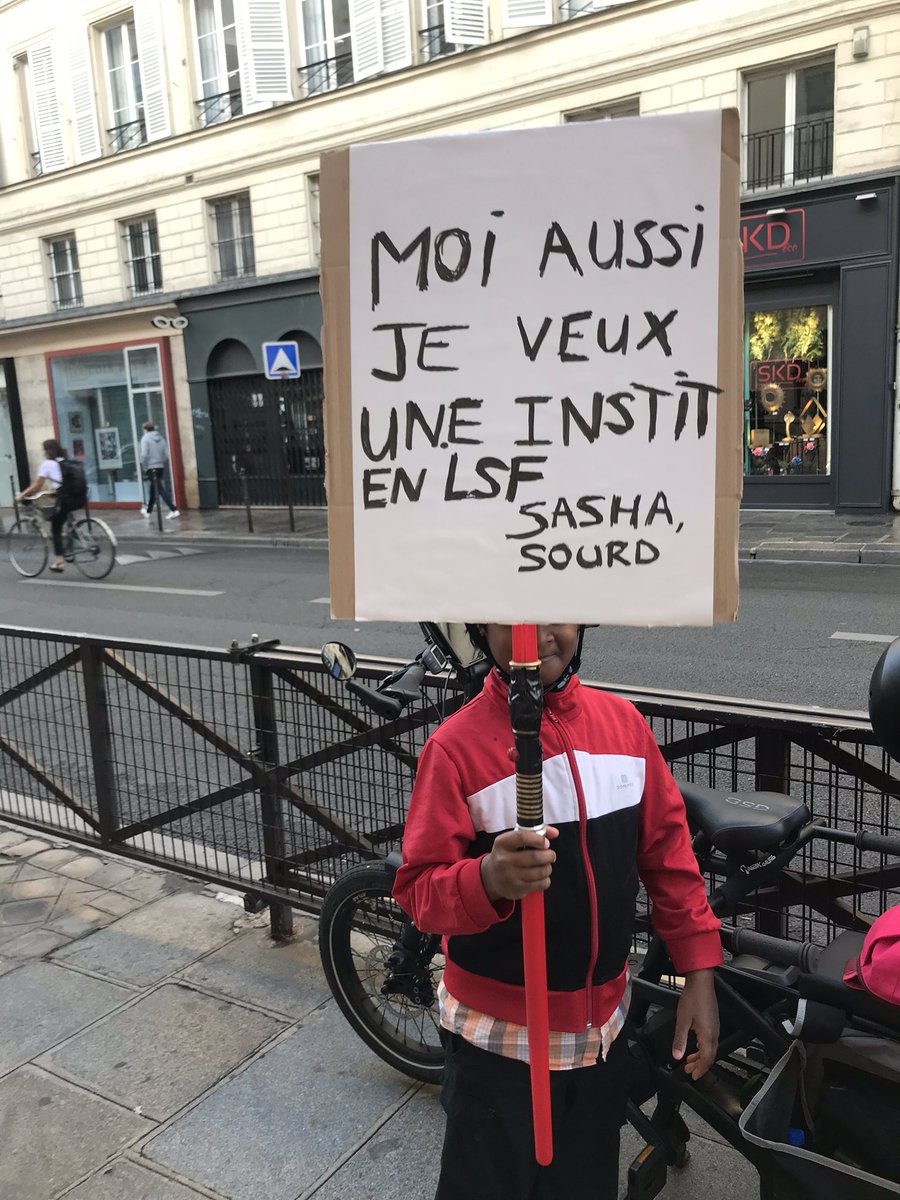 Élèves sourds de la Turenne en grève ils n iront pas en classe  non à l intégration sauvage  <a href="/Academie_Paris/">Académie de Paris</a> <a href="/education_gouv/">Ministère Éducation nationale</a> <a href="/CNCPH_fr/">CNCPH</a> <a href="/FNSF/">FNSF</a> <a href="/s_cluzel/">Sophie Cluzel 🇨🇵🇪🇺</a>