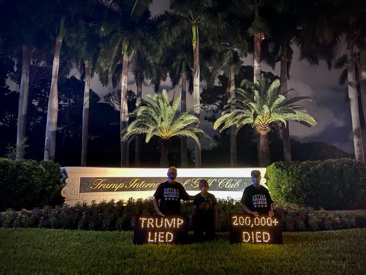 Democrats are at Trump’s golf club in Florida… #TrumpLied200KDied