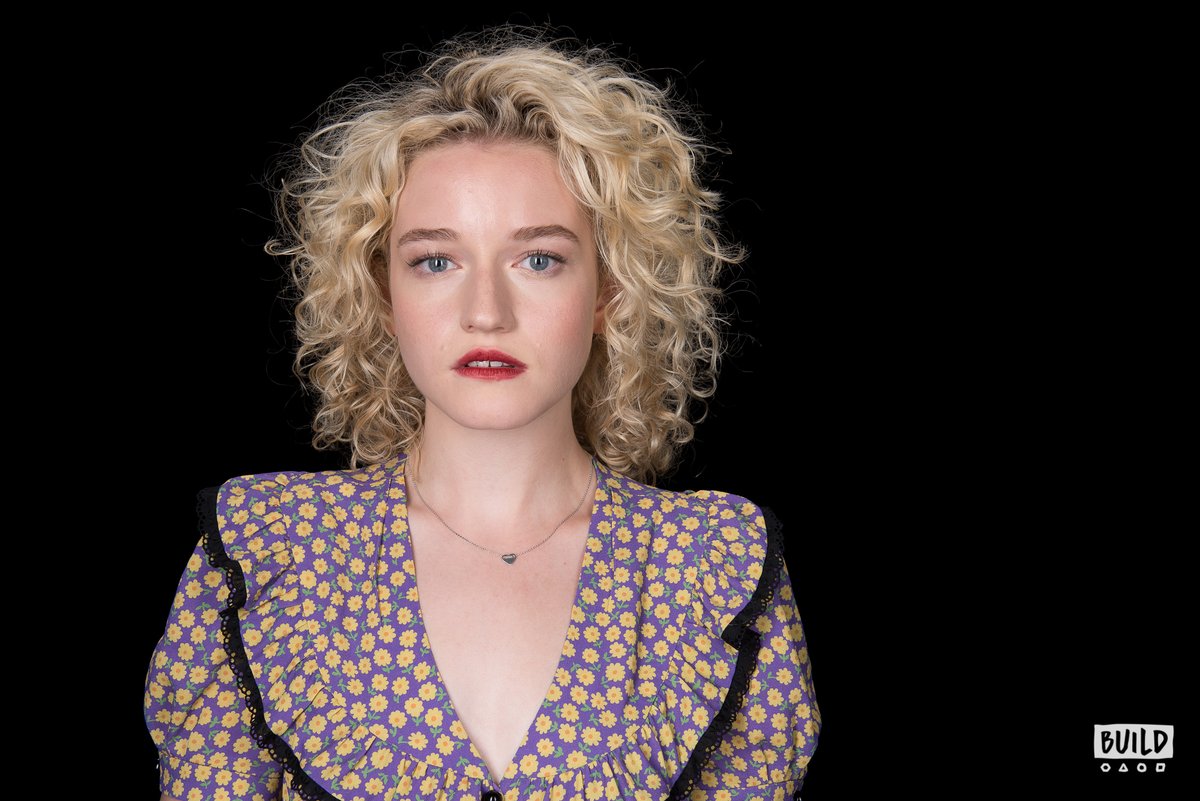 It's a win at the #Emmys for #JuliaGarner from #OZARK! 

Watch her full BUILD interview here: build.nyc/juliag.