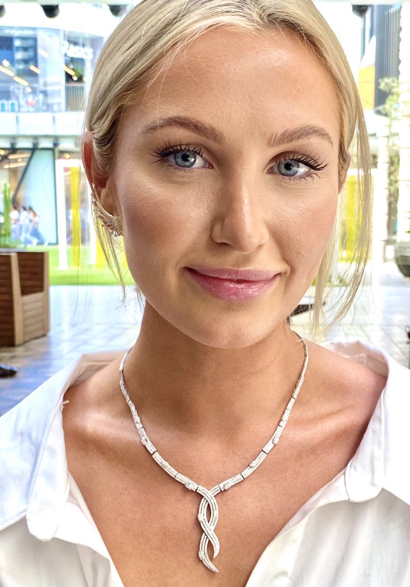 Miss CA USA tweet media