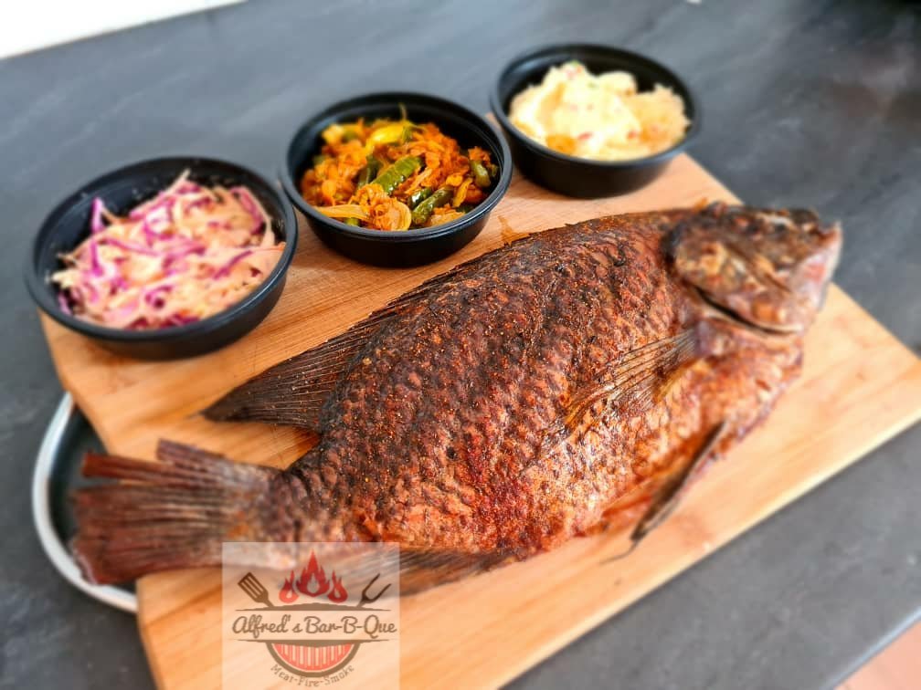 ALFREDSBARBQUE1's tweet image. Congrats @MusaMhlasi. We will deliver your Smoked okavango bream platter on Saturday. 🥳🥳🥳
Well played @seabe_george 
@The_Cookoff 
#OpenFireChallenge
