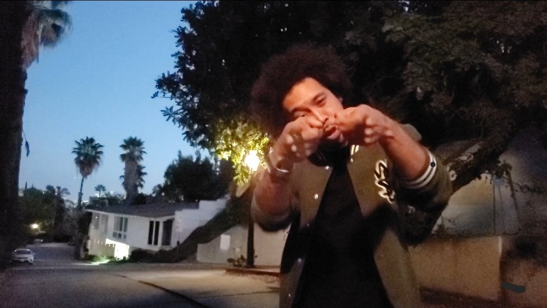 EdenLake's tweet photo. Ahhh yeah @IkeDeezL spitting fire https://t.co/gmz0XMdzyp