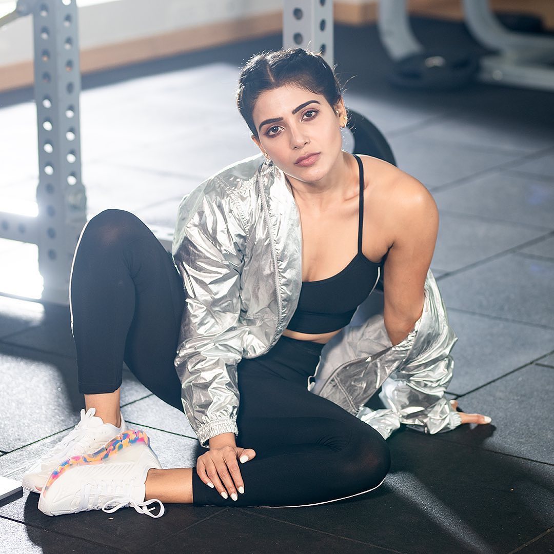 SamanthaPrabuFC's tweet photo. #Rockstar @Samanthaprabhu2 😍😍 @urlife_co_in https://t.co/AmGzqRvCaH