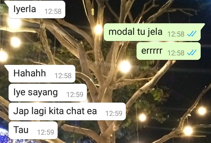 eyshaa10's tweet photo. perli ke apa ni? hahahah siapa kata dengan member tak boleh sweet2?😂 https://t.co/wJn5qhr6qS