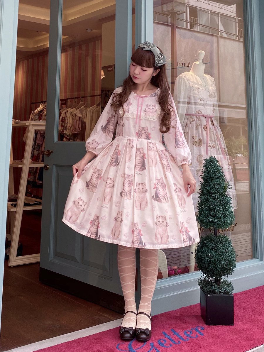 Leurgetter新宿店 ルルゲッタ新宿店 再入荷情報 Feminine Cat袖付ワンピース オフ白 Mサイズ 32 800 完売しておりました上記商品が再入荷致しました お早めにご検討くださいませ