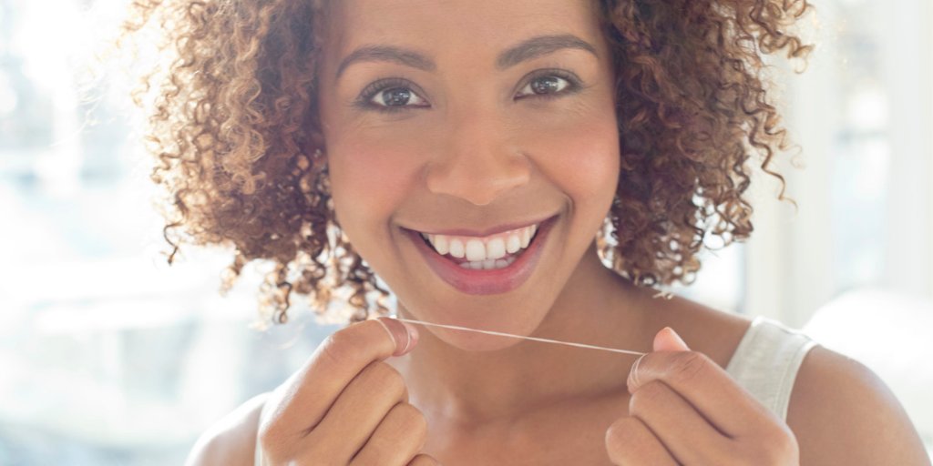Mind the gap – brushing only removes about half of plaque 
from your teeth and gums. With Sunstar GUM’s professional 
interdental tools you can #AceThatSpace for a bright smile 
and healthy gums. 
Here’s all you need to know about cleaning in-between: bit.ly/33EohTk