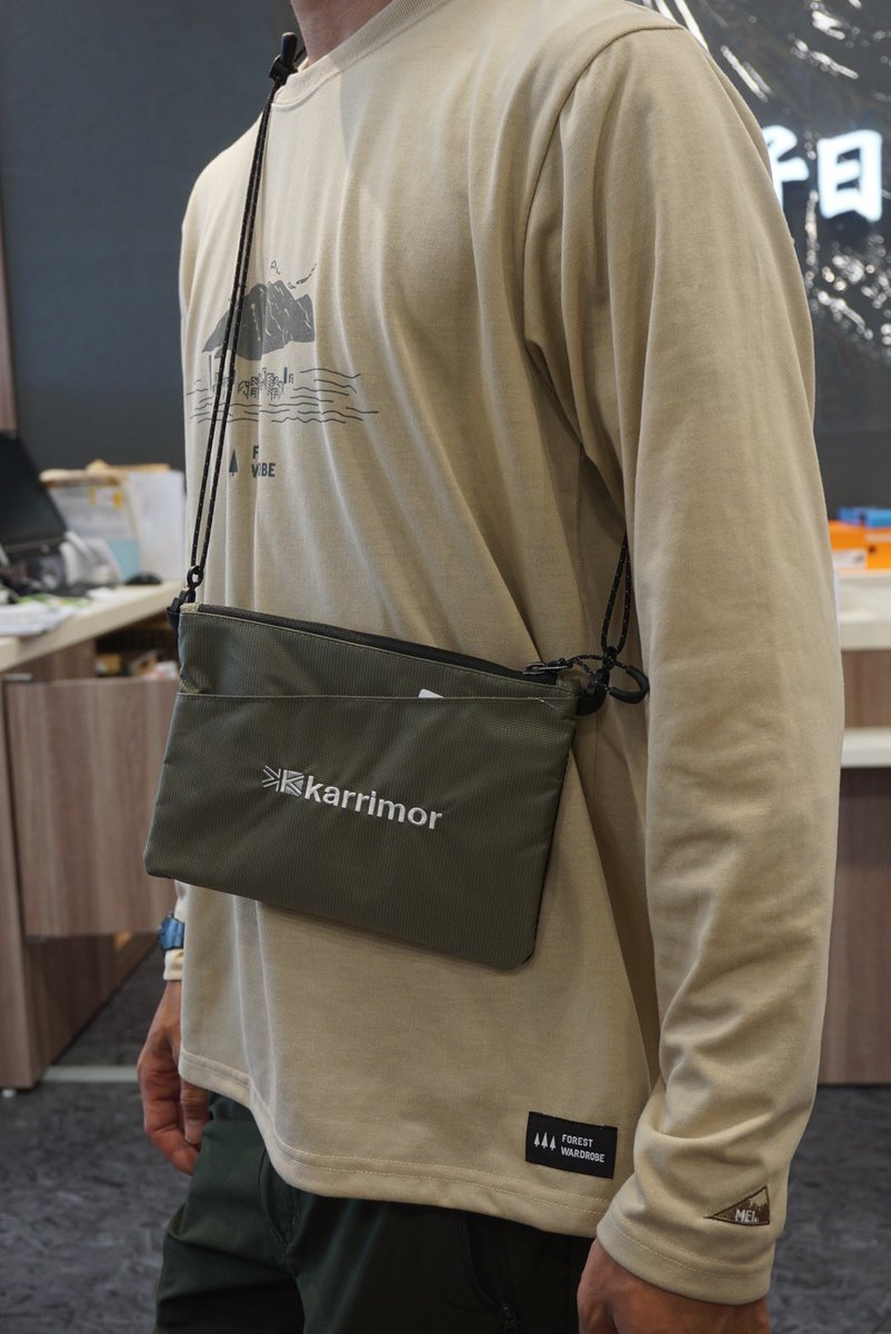 好日山荘 コマーシャルモール博多店 Karrimor Dual Sacoche 2 800 税 両面にデザインがあるので 気分に合わせて使い分け コーディネイトのアクセントにどうぞ しっかりした生地感がgood 最小限の小物入れに カードを外してポーチとしてもok 好日山荘 コマーシャルモール博多店 Karrimor Dual Sacoche 2 800 税 両面にデザインがあるので 気分に合わせて使い分け コーディネイトのアクセントにどうぞ しっかりした生地感がgood 最小限の小物入れに カードを外してポーチとしてもok