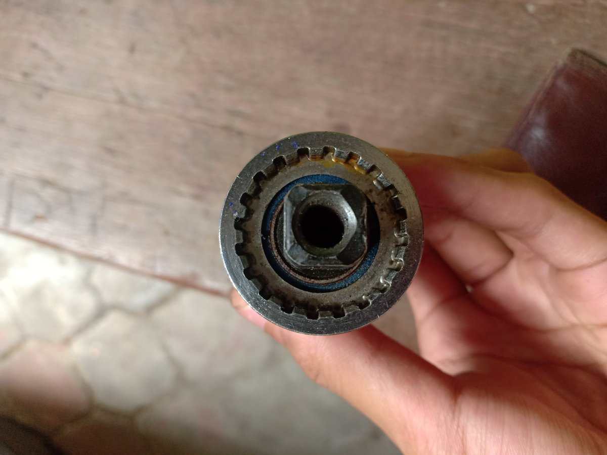 TrackSale's tweet image. BB Tange 110.5 nih, good condition lancar jaya tanpa problematika, cuma minus ada sedikit bekas pylox.
Buka harga 250k nego in aja dulu
Lokasi Malang
#fnfjb