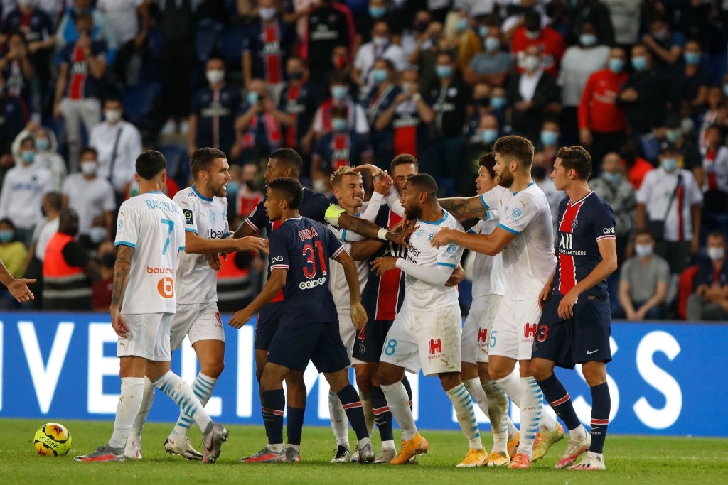 14th September 2020 – Le Classique: Thauvin’s goal is the difference in a tightly contested game. Tempers threaten to flare multiple times with fouls from both sides peppering the pitch. At injury time, the long simmering tempers finally came to a boil.