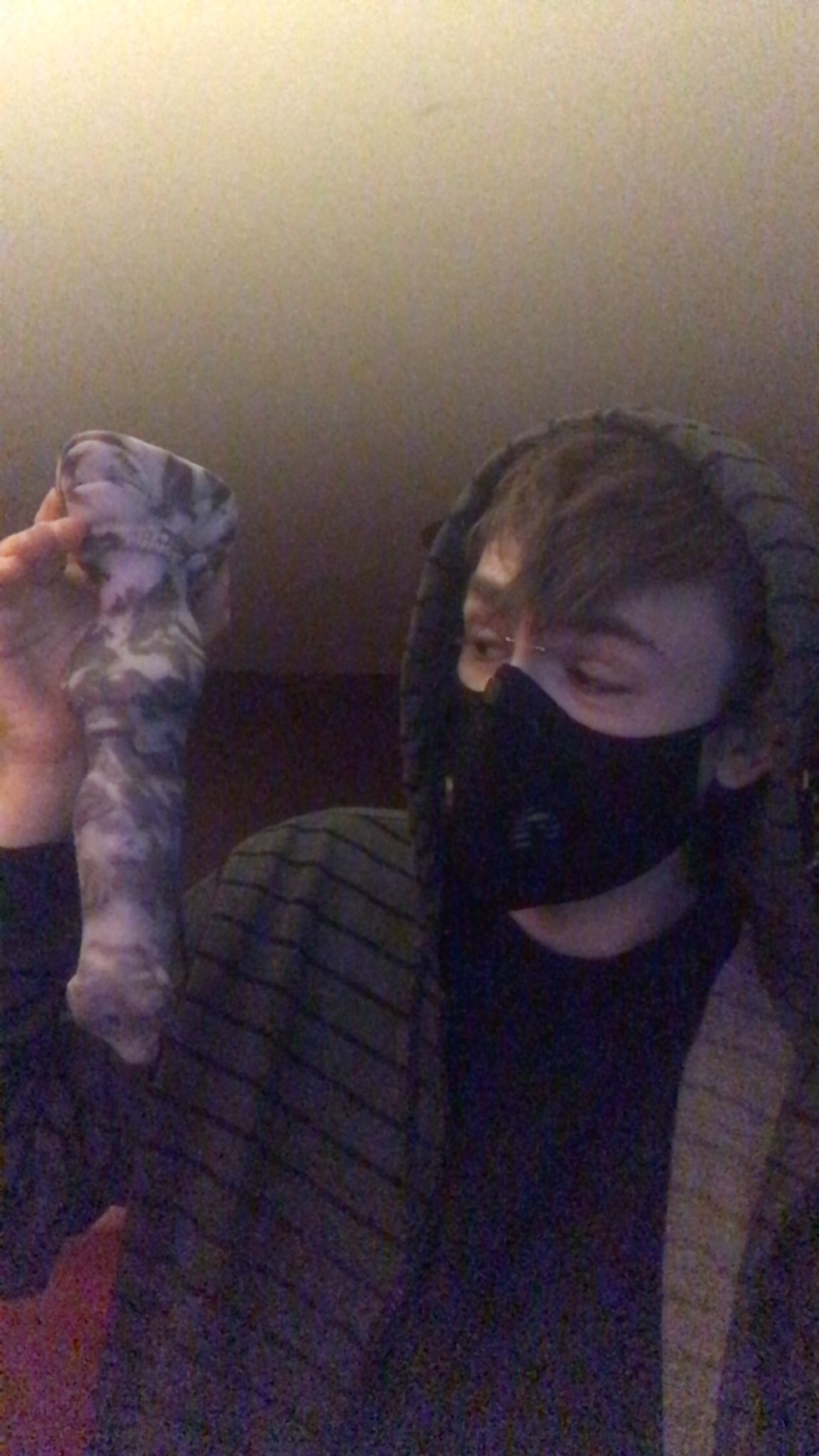 2 pic. Thinking about going live on onlyfans here’s my link for some #twink #baddragon content I hope