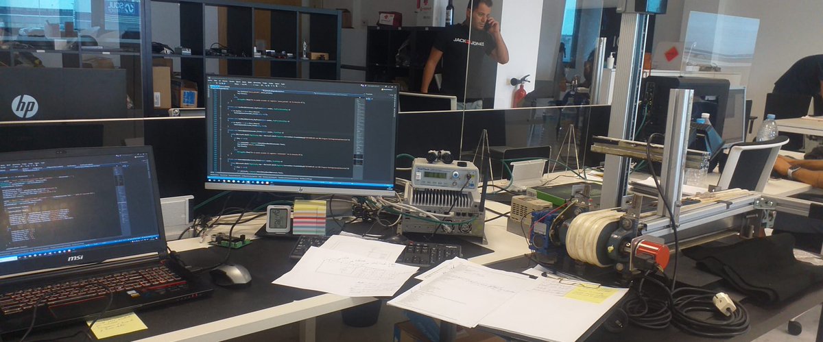 inesoptics's tweet photo. Son días de mucho ajetreo en la oficina. Estamos abarcando nuevos proyectos y hemos ampliado nuestra plantilla,
¡tenemos nuevos miembros en IOVI!
Los iremos presentando a lo largo de la semana.
¡El futuro es ahora! https://t.co/tPkCc79PY6