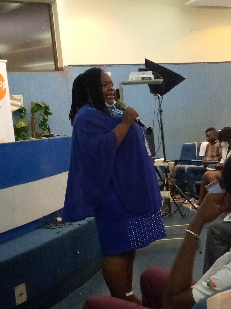 TiemtoreFarida's tweet photo. Journée Internationale pour la Paix (JIP)

Que signifie la paix pour vous? 

Emmanuella Joyce du PNUD

#UNFPABF #JeunessePourLaPaix #JeMarchePourLaPaix #PaixauSahel #PutYoungPeopleFirst https://t.co/mOXHjPcUKD