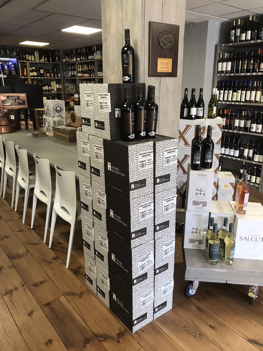 SlAdegeest's tweet photo. Vandaag start onze nieuwe 21 actie weer! Tot en met 11 oktober hebben wij van Feudi Salentini de 125 Primitivo voor wel een heel aangename prijs. https://t.co/AMGXF7Ycya