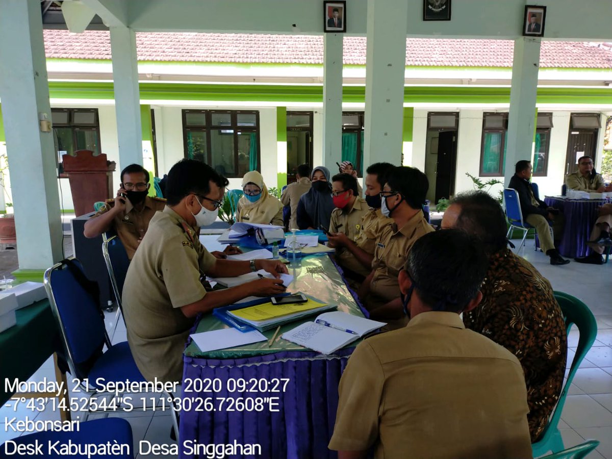 afif_nafiza's tweet photo. Desk Kabupaten Perencanaan Pembangunan Desa TA 2021 kec #kebonsari kab #madiun
#bacem #balerejo #singgahan #danadesa #pld #pldkebonsari #tppimadiun #tppijawatimur
@jokowi
@halimiskandarnu
@AndryDewantoAh1
@aguss4494
@Pujiastuti_iput https://t.co/G1Uas2i1nq