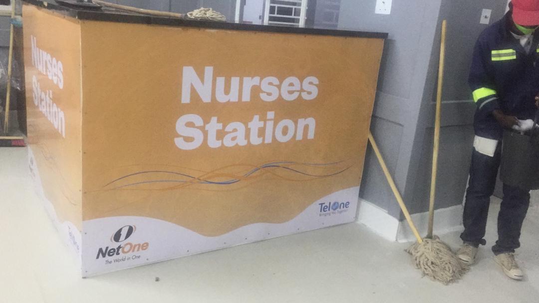 Mpilo Central Hospital re-opened a refurbished Ward B5. Courtesy of @TelOneZW @NetOneCellular @chipo_mtasa Massive, first class, best of the best. Completely refurbished to first class; beds, linen, equipment etc. We are so so happy. Thank you. Coming again???