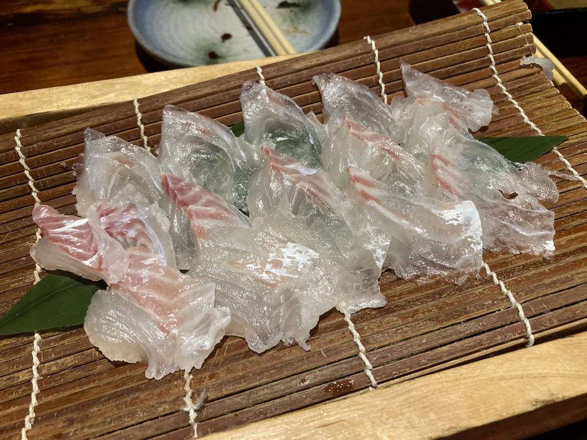 Uzivatel ま Na Twitteru 都庁ちかく ざうお 店内に釣りをできるスペースがあり 釣った魚はすぐ調理してくれる 新感覚居酒屋 もちろん魚代は取られるのだが 釣ったばかりのタイはうまい 店内には太鼓があり 釣れるとガンガン鳴らしてくれる Uzivatel ま Na Twitteru 都庁ちかく ざうお 店内に釣りをできるスペースがあり 釣った魚はすぐ調理してくれる 新感覚居酒屋 もちろん魚代は取られるのだが 釣ったばかりのタイはうまい 店内には太鼓があり 釣れるとガンガン鳴らしてくれる