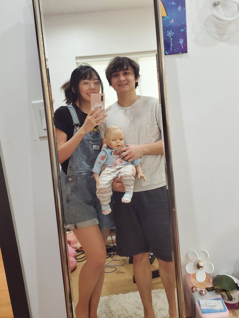 LilyPichu's tweet image. heh