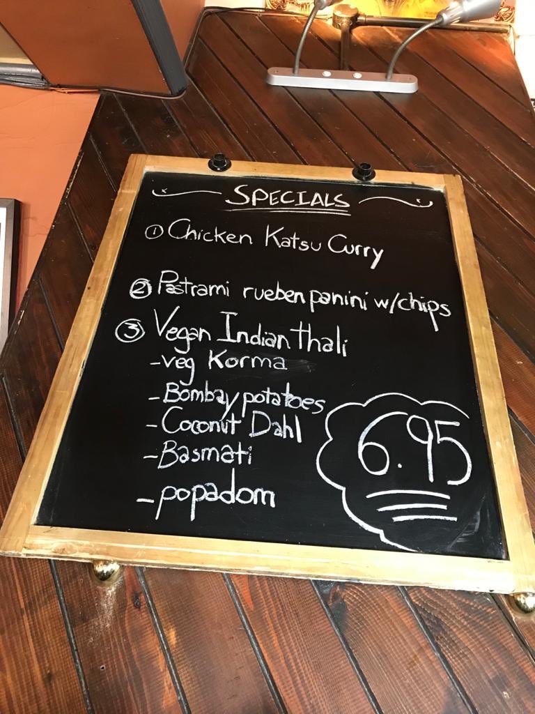 The sun is shining and we have some delicious specials on the board this lunchtime - why not come and join us? ☀️