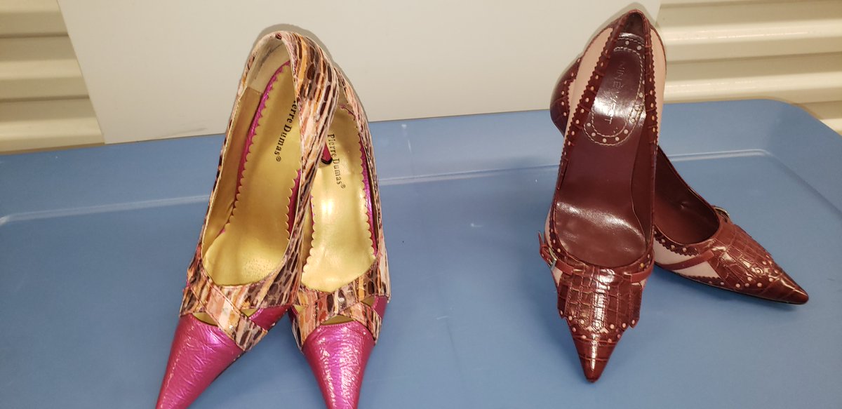 SRHAITIORG's tweet photo. Happy 😃 Monday! ☀️Saturday, afternoon we donated and dropped off men, women, and children shoes to @40girls1.

 It was definitely a beautiful day and a awesome feeling to give back. #donationdropoff #scatteringresources #nonprofitorganization #volunteer #giveback #40girls1 https://t.co/qZcd7BJqi1