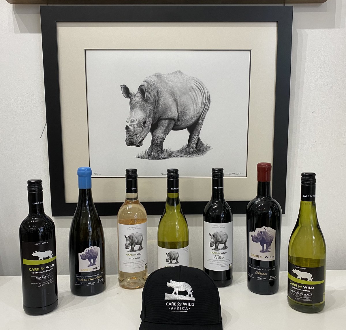 I am very proud to have played a small part in today’s launch of a range of wines in conjunction with @FreixenetUK wines @DGoughie @SlurpWine Jodie Newman and many more - buy the wine or a print of the  #rhinos featured on the labels to support  @careforwild & #WorldRhinoDay