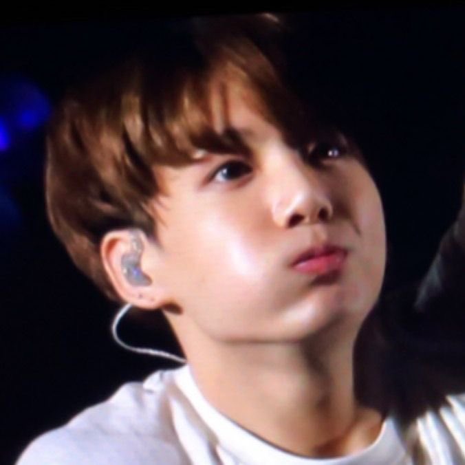 HOPEWORLDlANS's tweet photo. he's babie https://t.co/r5t8KxLTcq