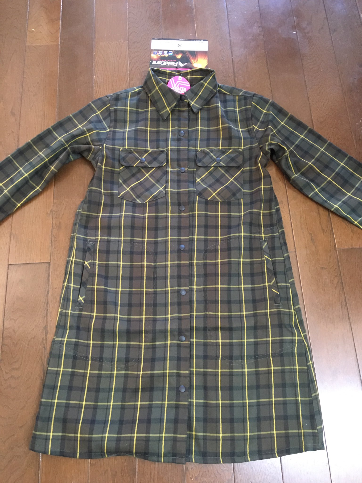 画像 旦那の買い物でワークマンプラスへ行ったら一目惚れしてシャツワンピ買ってしまったww サイズオッケーでしかも高機能でこの値段て そもそもワークマンで一目惚れって普 Matomehub まとめハブ